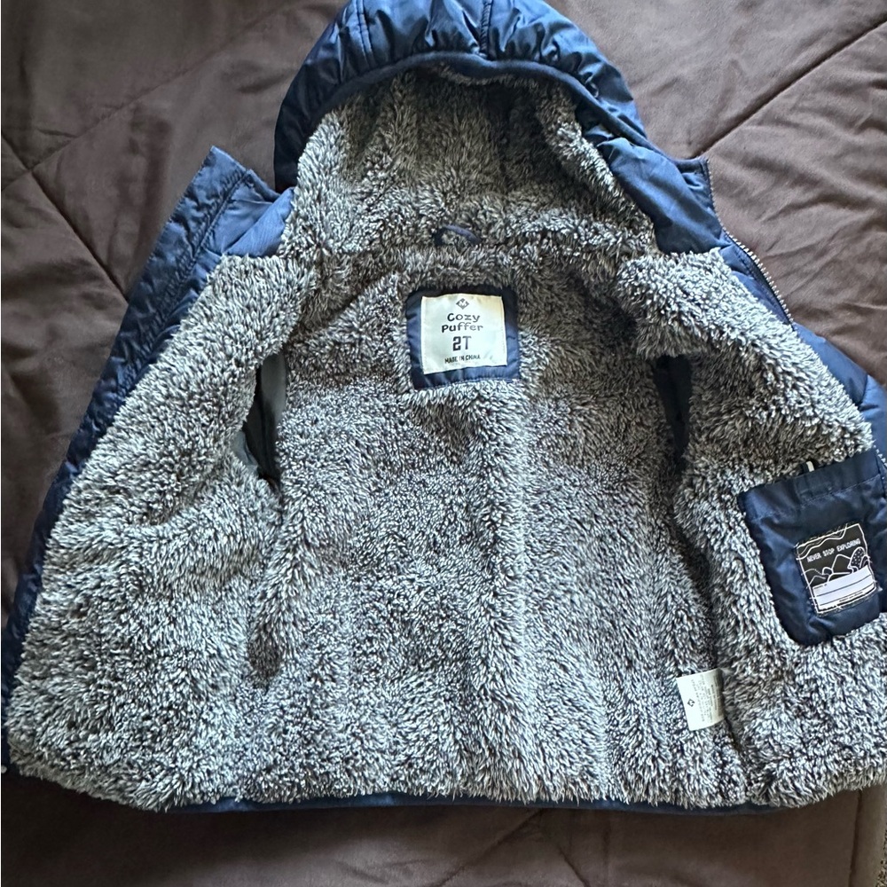 Cozy Puffer Jacket - Picture 4 of 6
